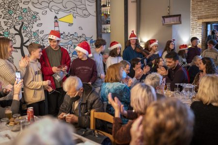 Χριστουγεννιάτικη εκδήλωση στο πλαίσιο του προγράμματος Φιλία σε κάθε Ηλικία
