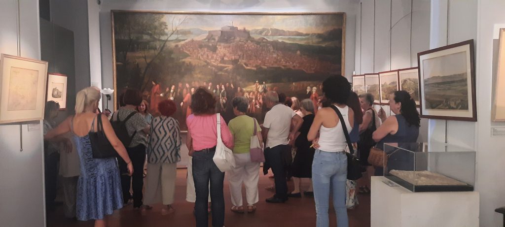 Φιλία σε κάθε Ηλικία: Ξενάγηση στο Μουσείο της Πόλεως των Αθηνών